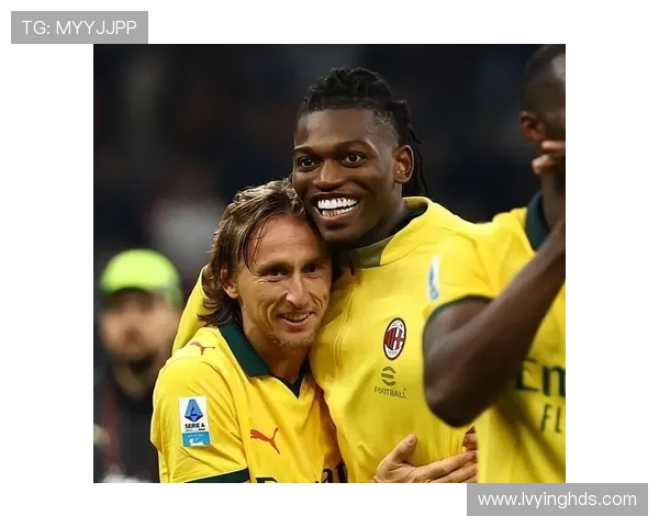 S-希门尼斯入队无需唱歌选择送iPhone给每位队友的独特方式